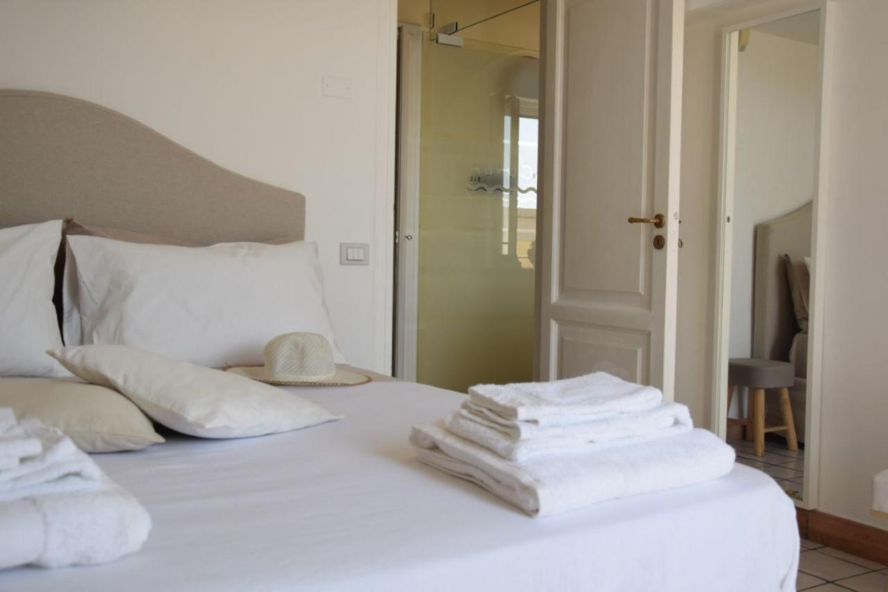 Acquablu Charme Suites - B&B 萨莱诺 外观 照片